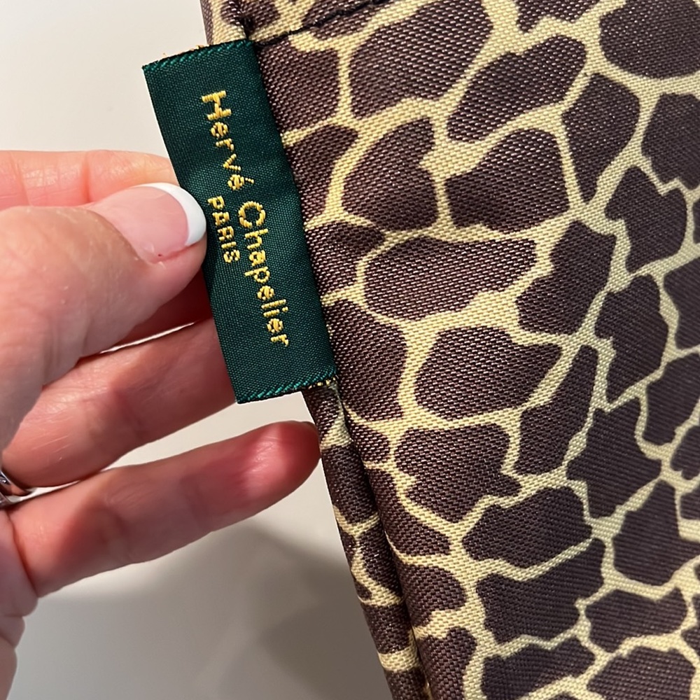 Giraffe Print Tote Bag - Picture 2 of 7